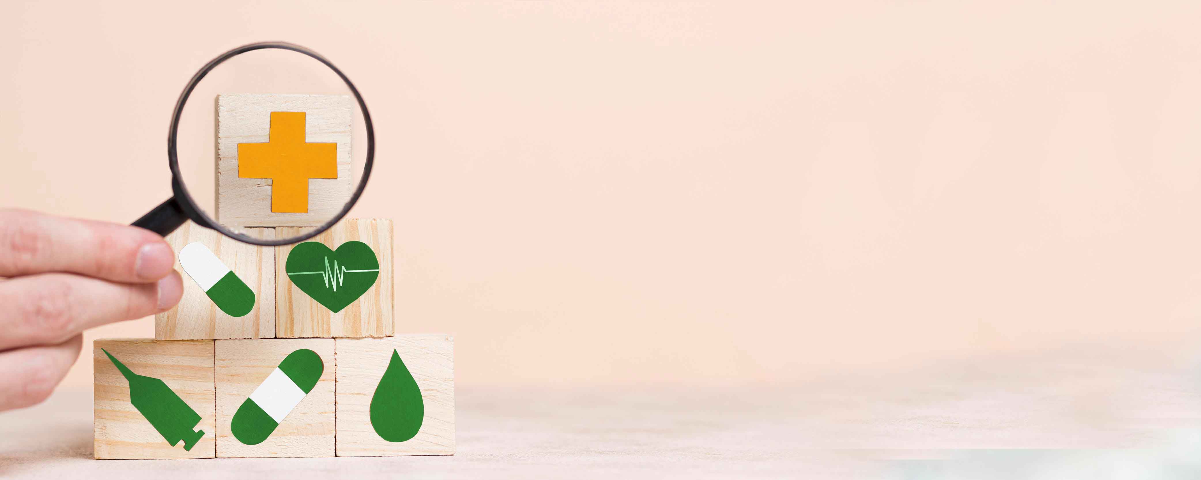 بسیاری از متخصصان قرار گرفتن تحت پوشش بیمه تکمیلی را یک اقدام هوشمندانه می دانند.